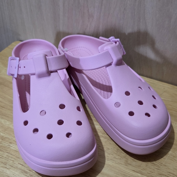 CROCS Shoes - CROCS Kids Pink Water Shoes